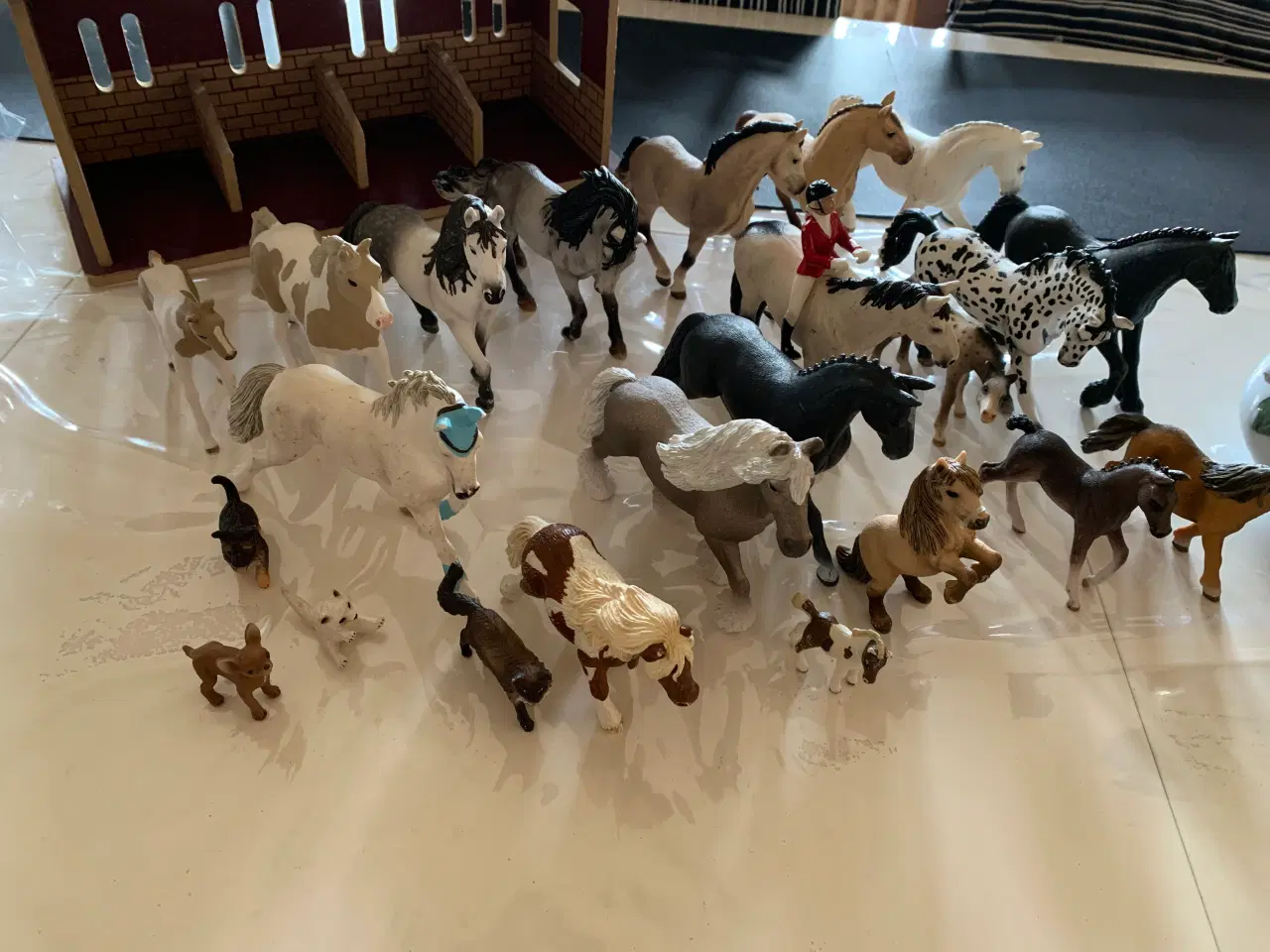 Billede 2 - Schleich heste og andre dyr fra schleich og stald