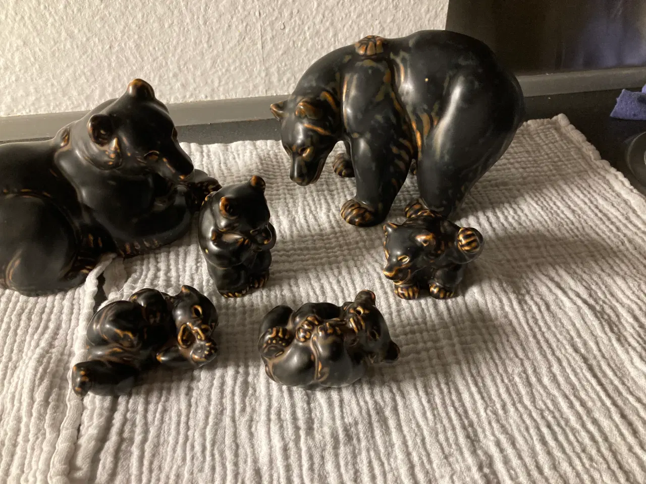 Billede 2 - Bjørne familie af Knud Kuhn