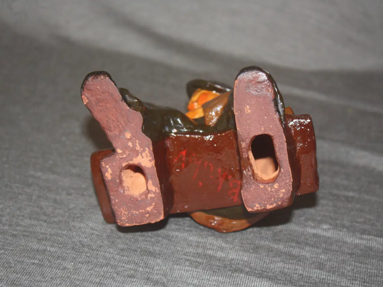 Billede 5 - Figur i keramik Fisker med øl sign B. Krilov