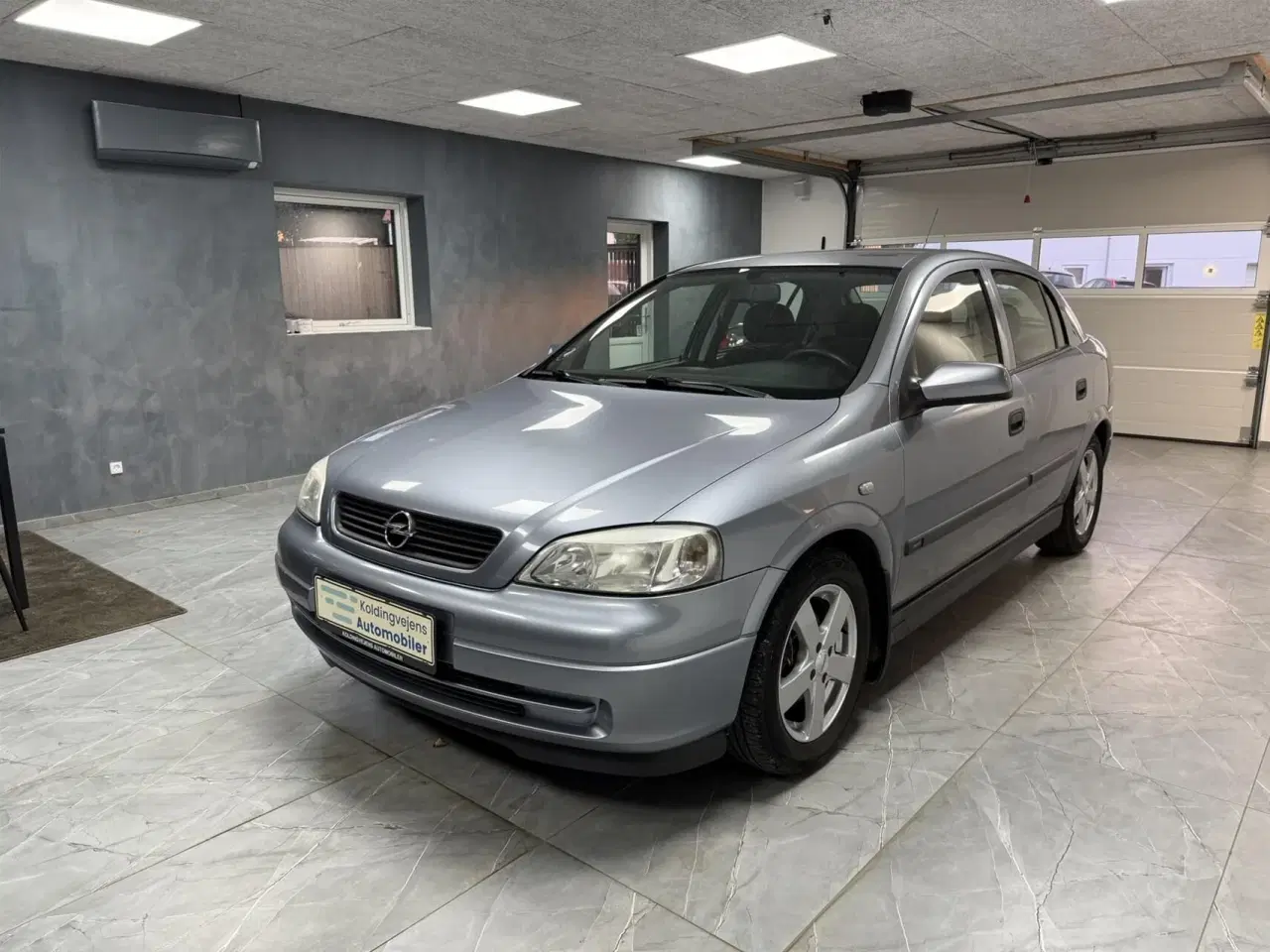 Billede 2 - Opel Astra 1,6 Twinport 103HK 5d
