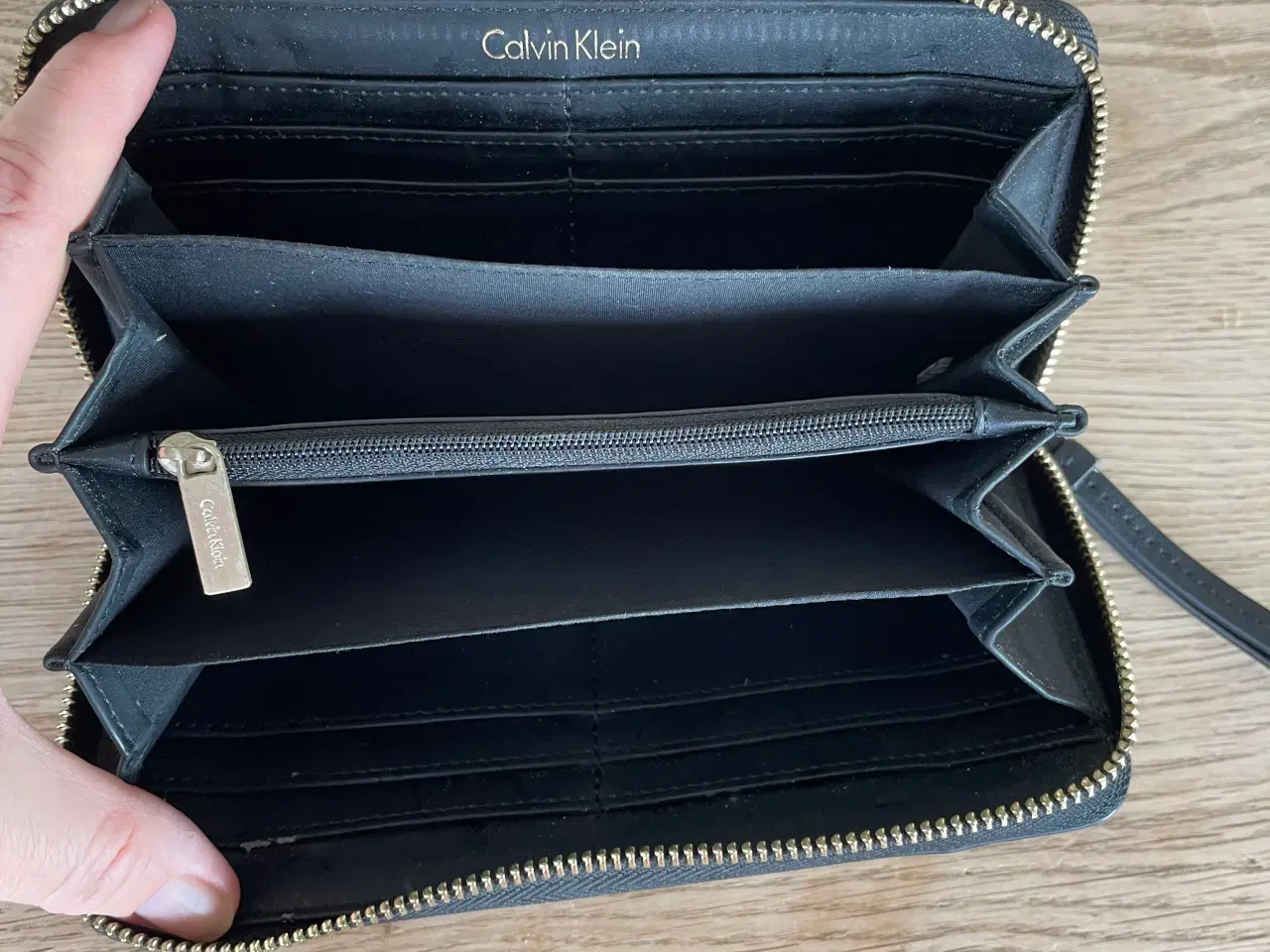 Billede 2 - Pung/clutch fra Calvin Klein