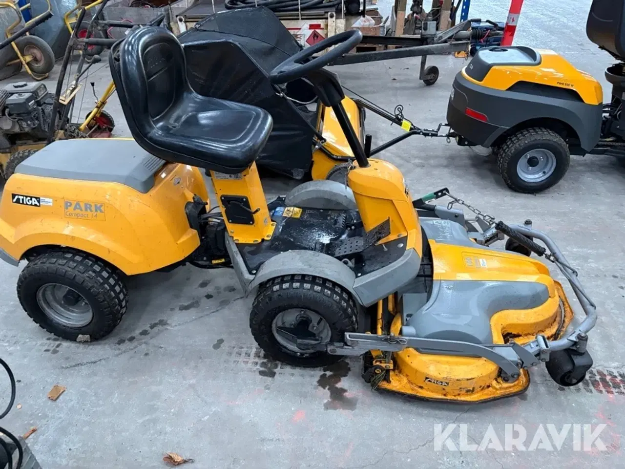 Billede 9 - Græsslåmaskine Stiga Park compact 14