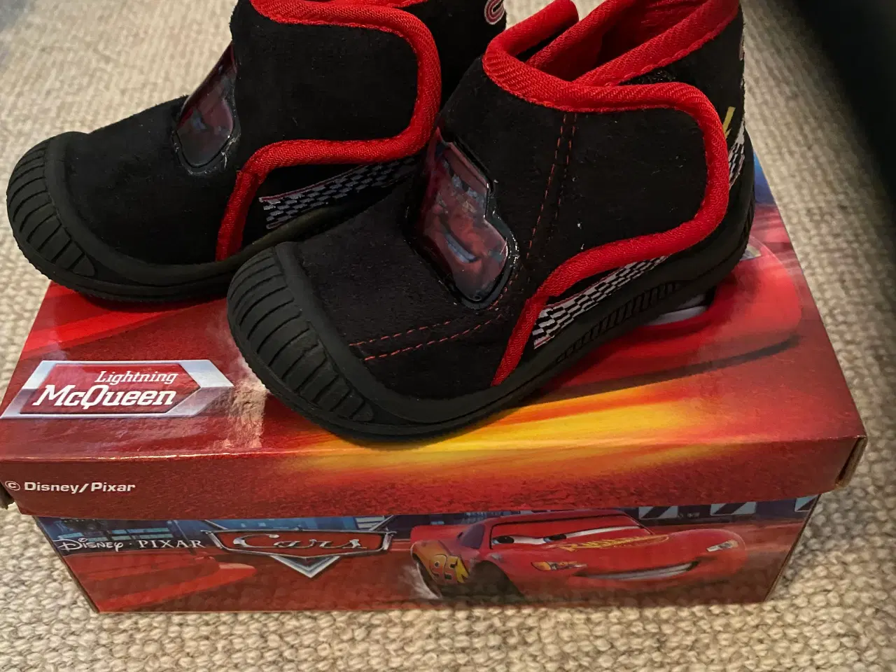 Billede 3 - Mc Queen futter str. 21 - nye