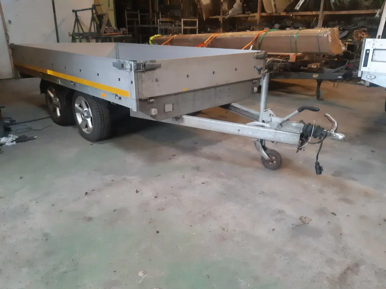 Billede 1 - Eduard Trejler 2000. kg