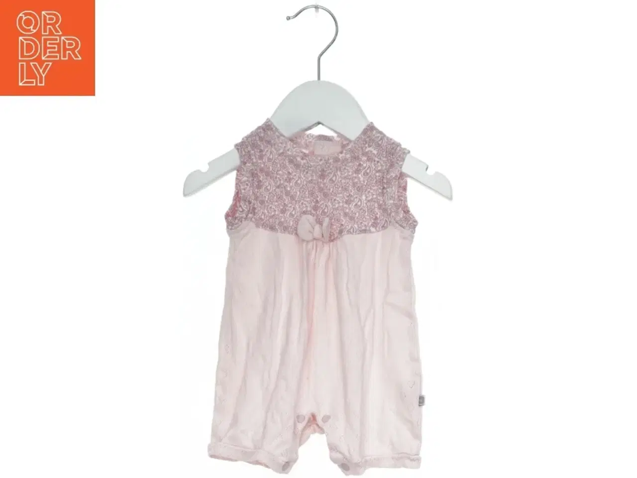 Billede 1 - Lyserød Sparkedragt med Blonde Detaljer fra Bi (str. 62)