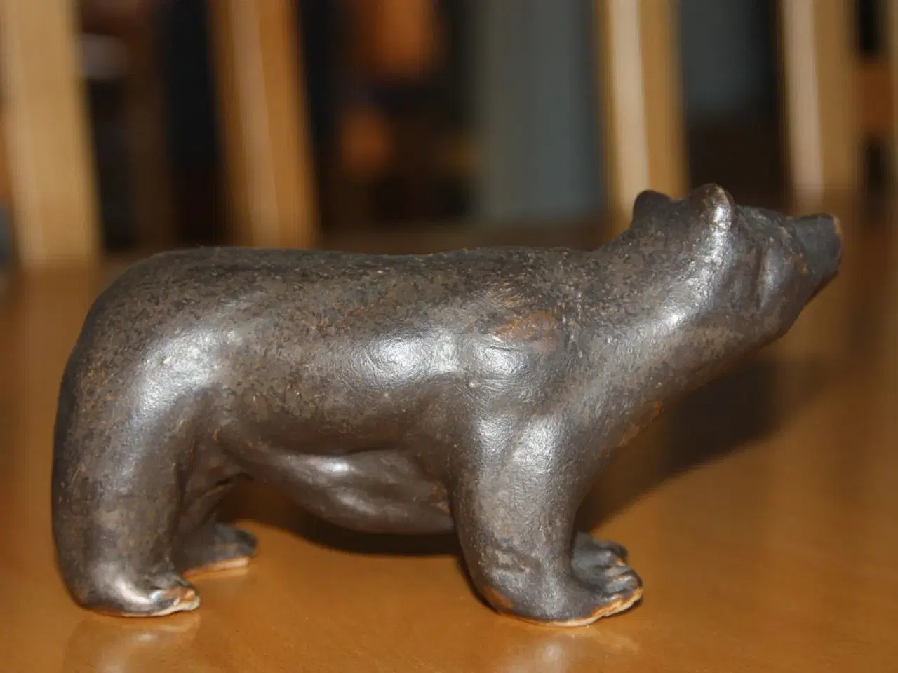 Billede 4 - Keramisk bjørn figur L.: 17 cm H.: 9 cm
