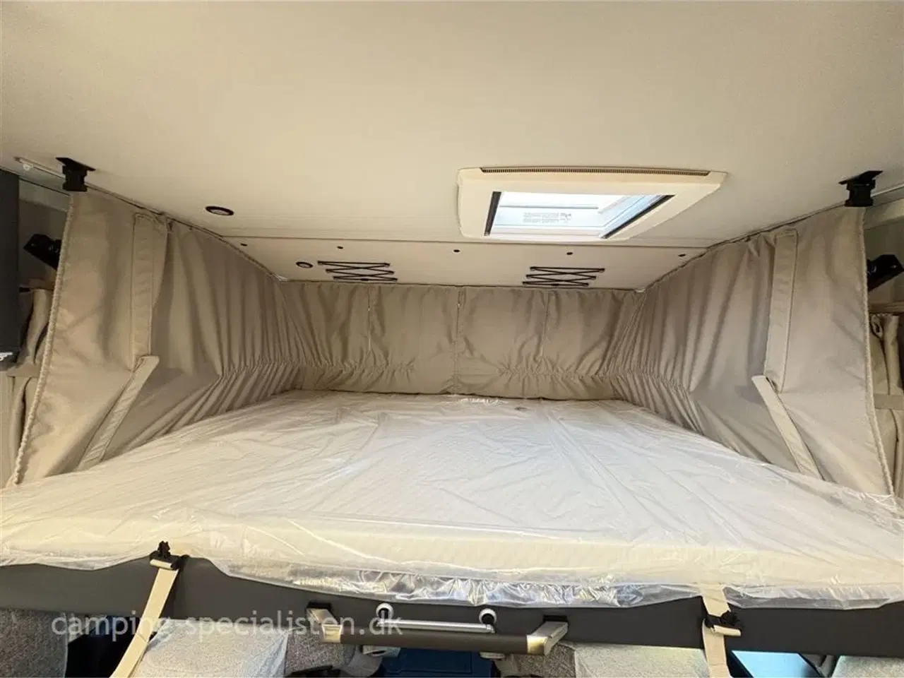 Billede 9 - 2026 - Knaus L!VE I 650 MEG    Knaus L!VE I 650 MEG 2026 kan snart ses hos Camping-Specialisten Silkeborg