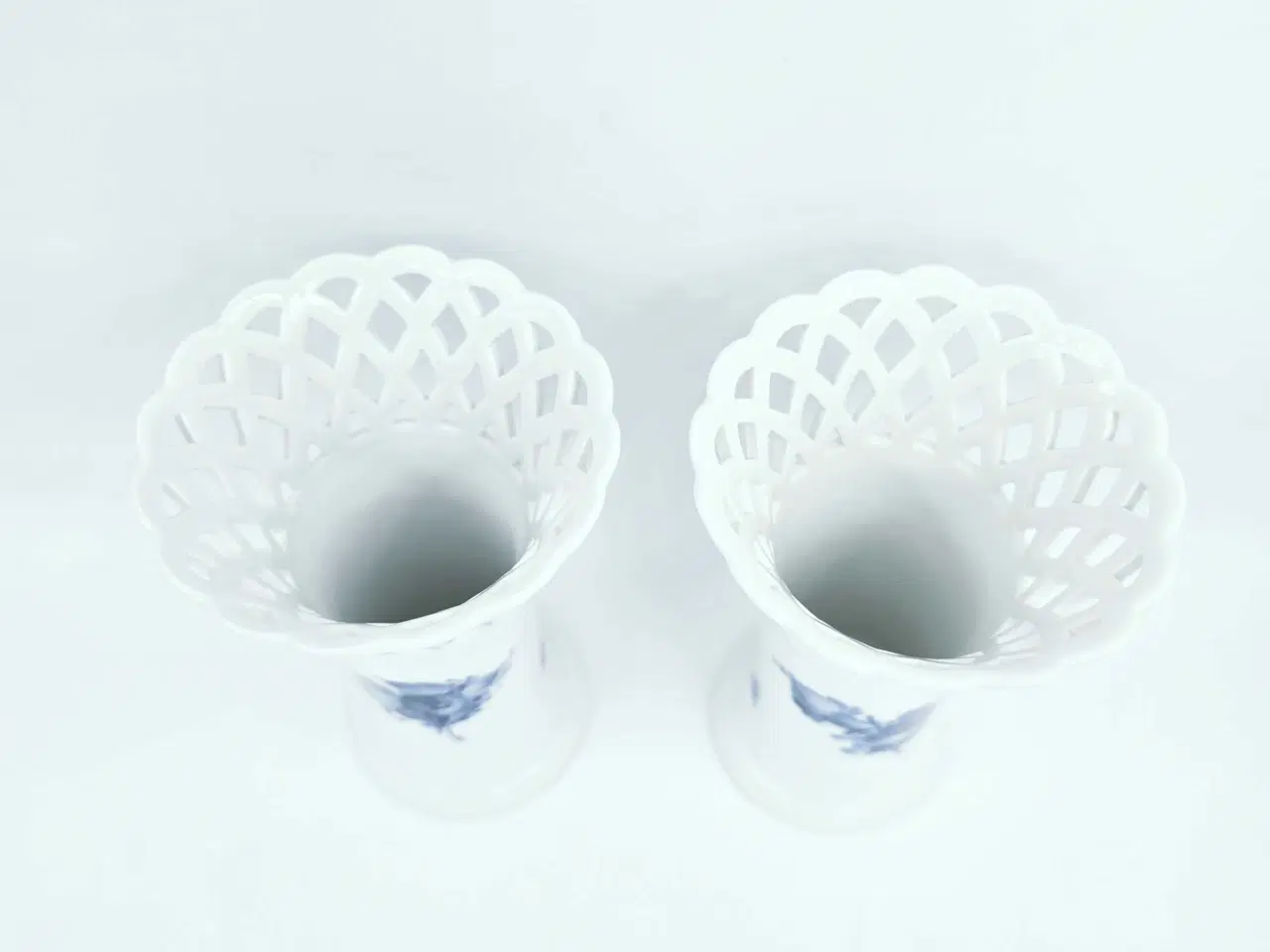 Billede 7 - Royal Copenhagen Blå Blomst Vase med blondekant 