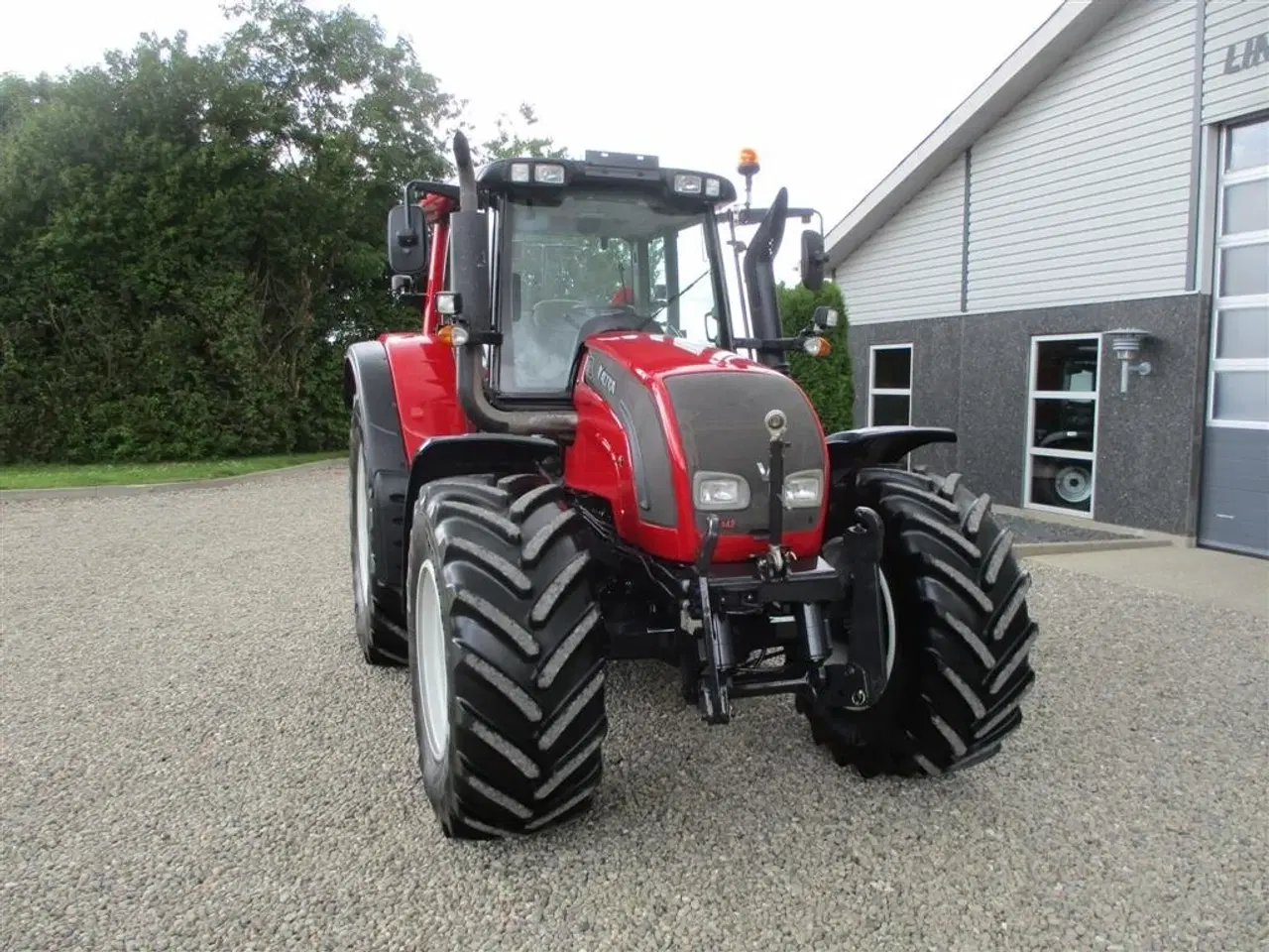 Billede 18 - Valtra N142 Med frontlift