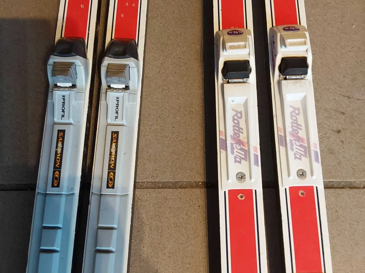 Billede 4 - Langrend ski 2 par med stave og opbevaringspose