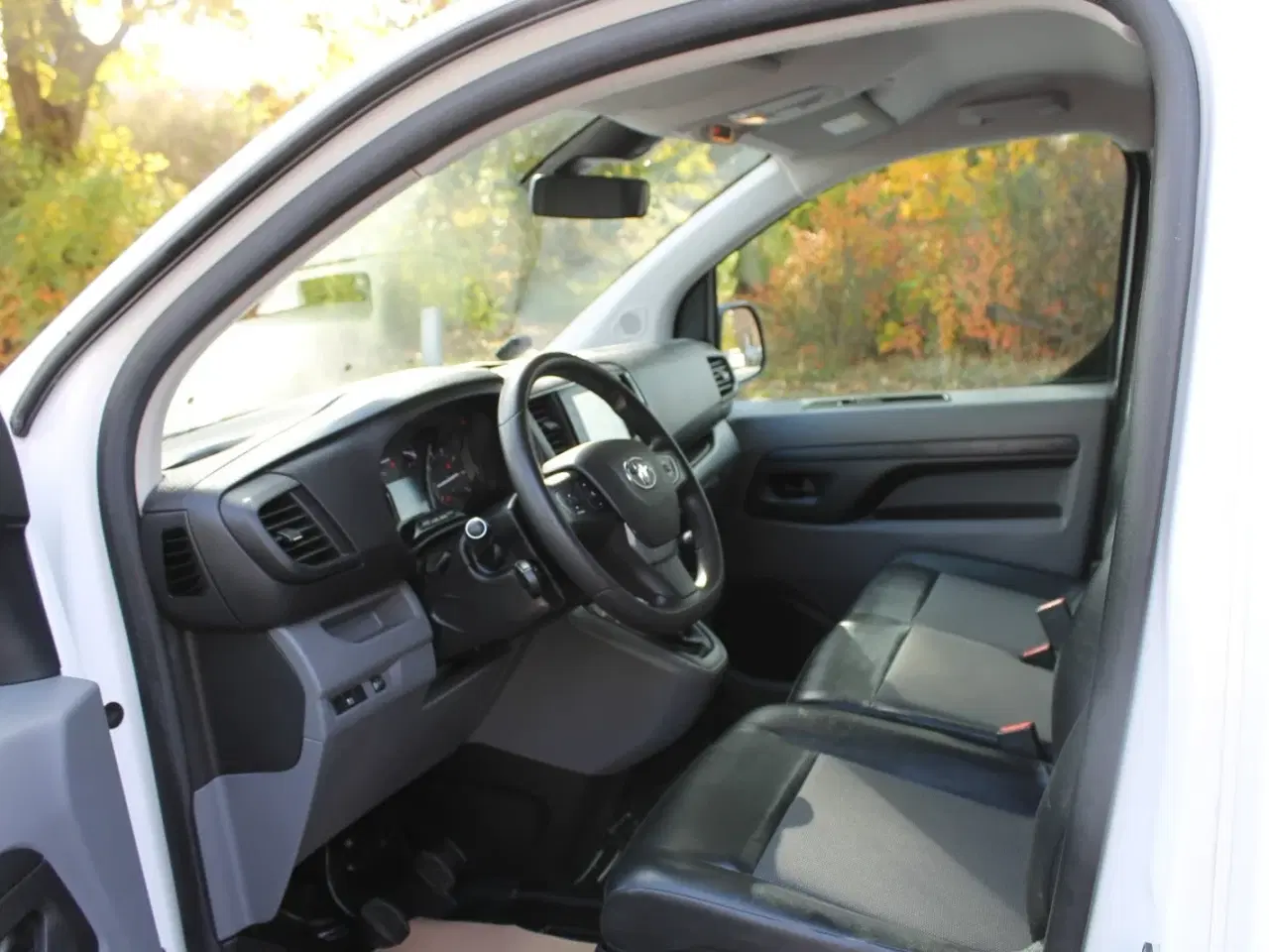Billede 3 - Toyota ProAce 2,0 D 120 Long Comfort Master