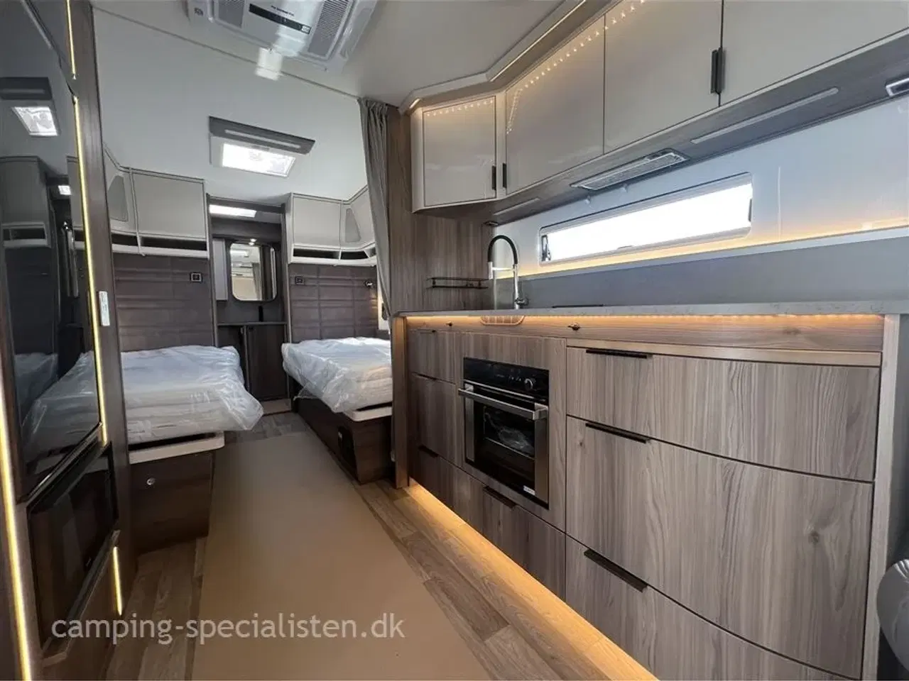 Billede 13 - 2026 - Kabe Imperial 630 E-TDL KS   Kabe Imperial 630 E-TDL KS 2026 - kan snart ses nu hos Camping-Specialisten.dk