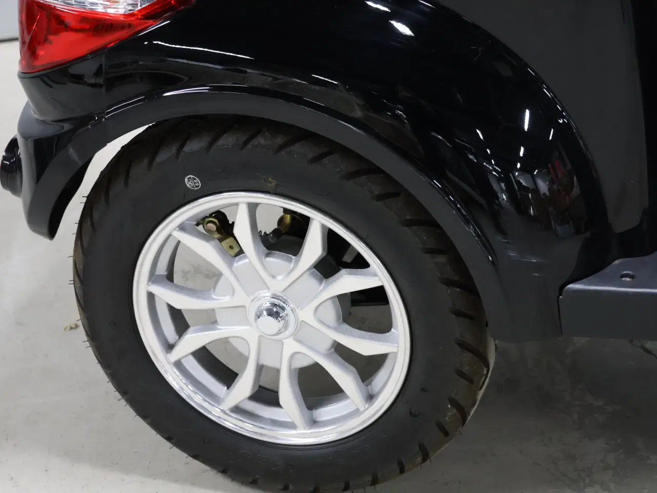 Billede 9 - VGA Tres EU5 årg 2024. 3 hjulet El-scooter