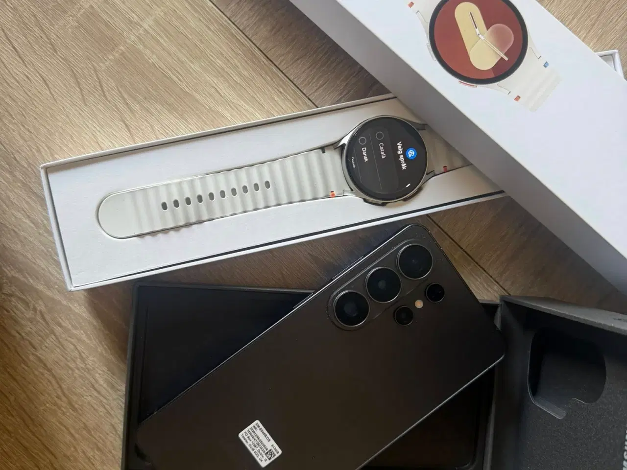 Billede 4 - Samsung S26 Ultra og Galaxy Watch 7 Sælges