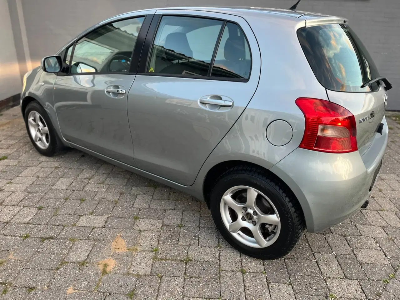 Billede 4 - Toyota Yaris 1,3 Sol M/M