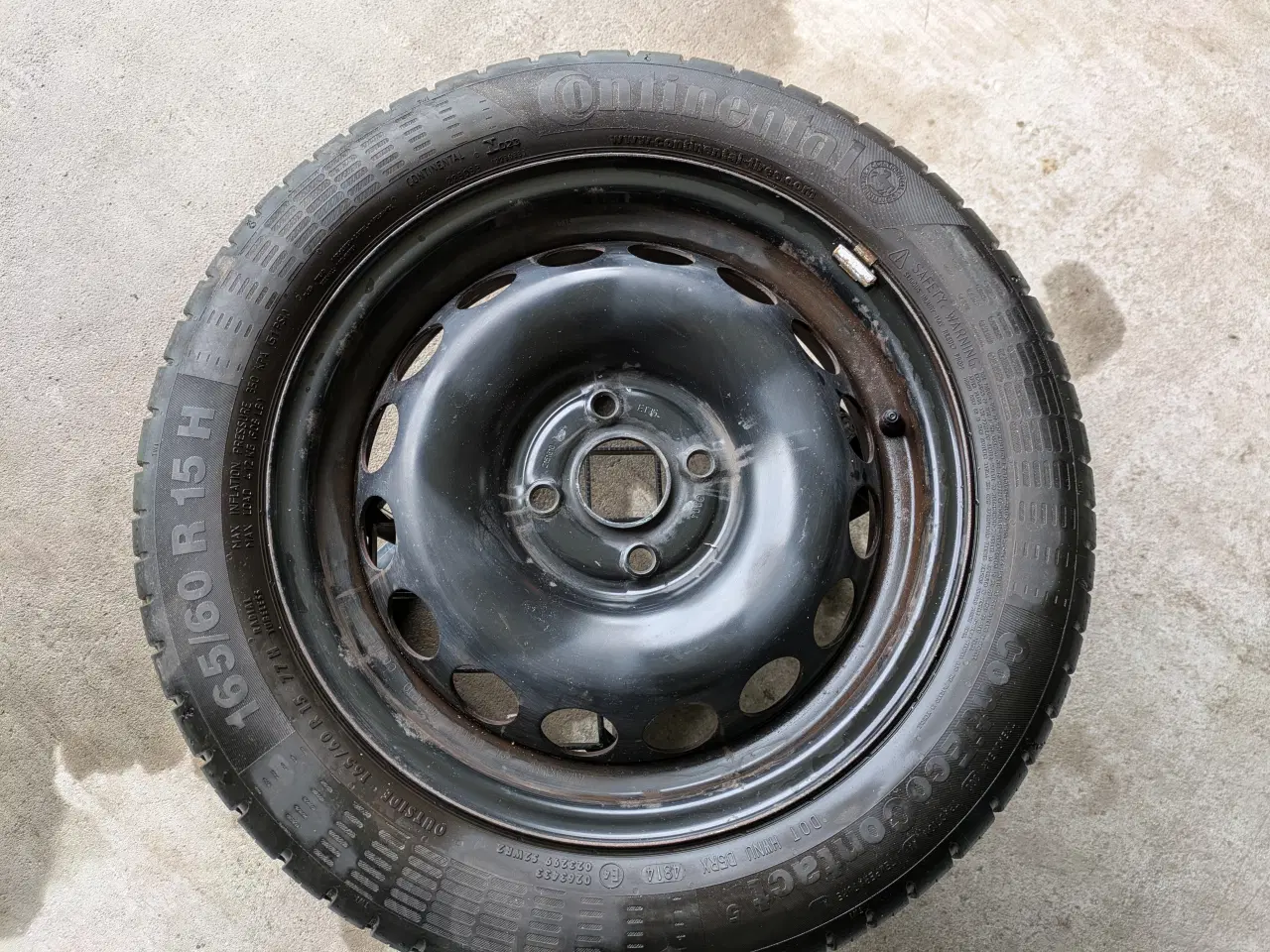 Billede 5 - Continental sommerdæk på fælge - 165/60X15 H