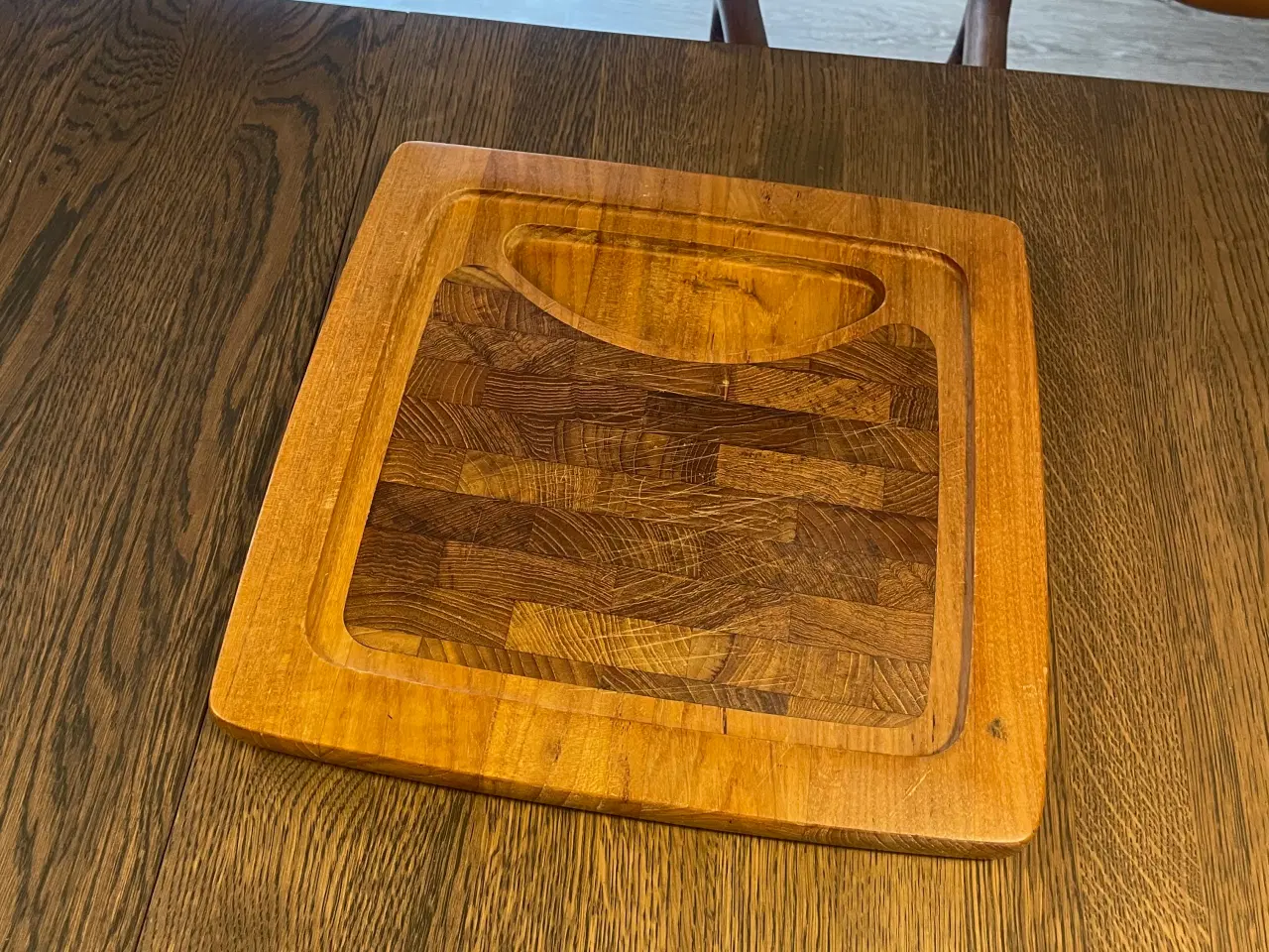 Billede 2 - Vintage Nissen Denmark Teak serveringbræt.
