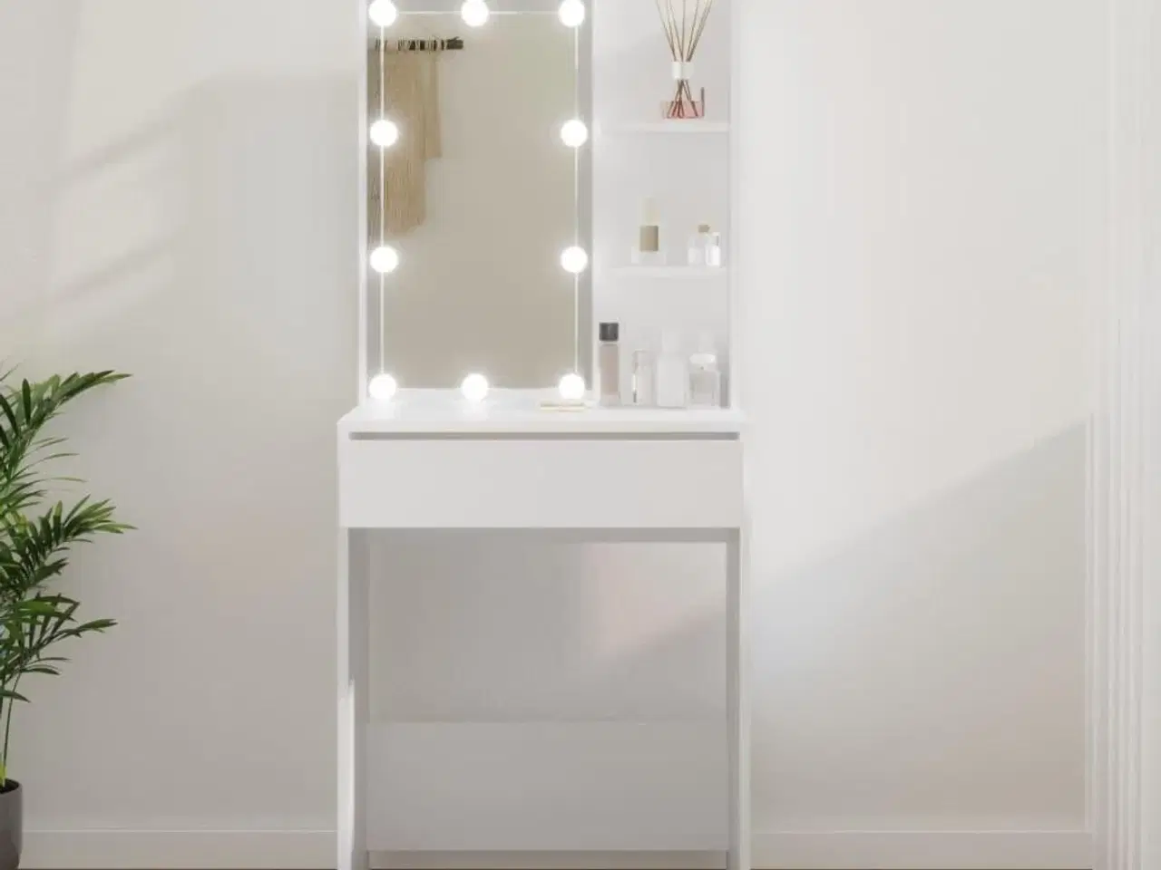 Billede 1 - Makeupbord med LED-lys 60x40x140 cm hvid