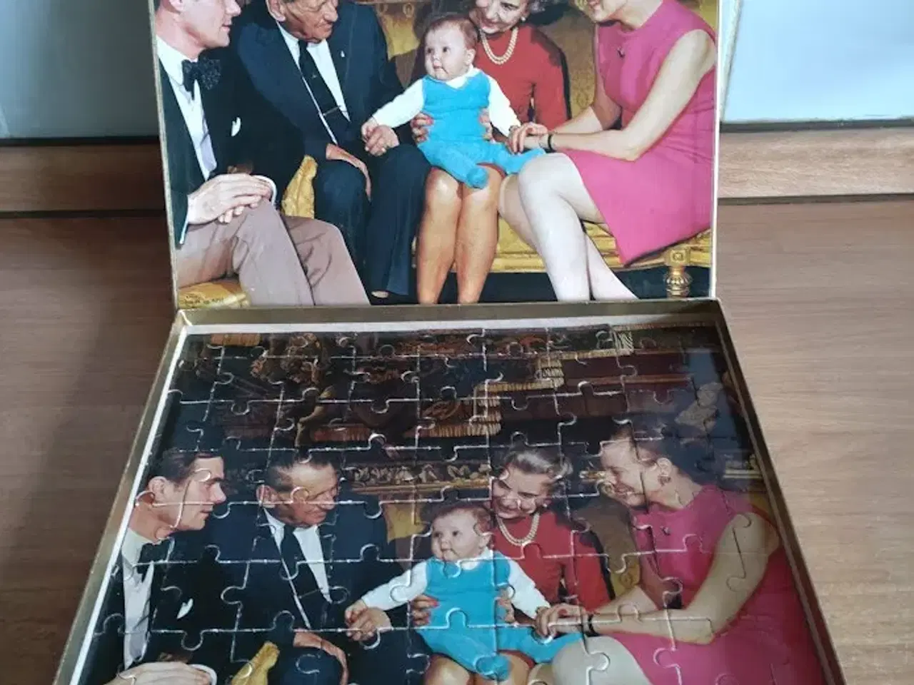 Billede 2 - Puslespil, Den Kongelige Familie 1968