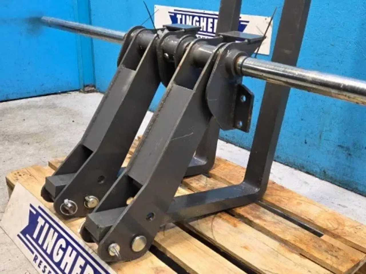 Billede 12 - New Holland B115C Pallegafler Kit 87310367