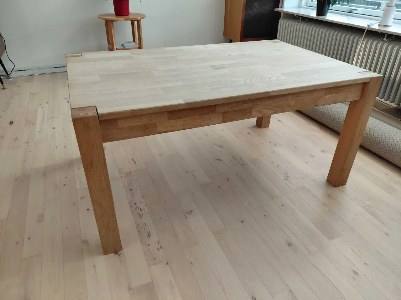 Billede 2 - Sofabord massiv eg