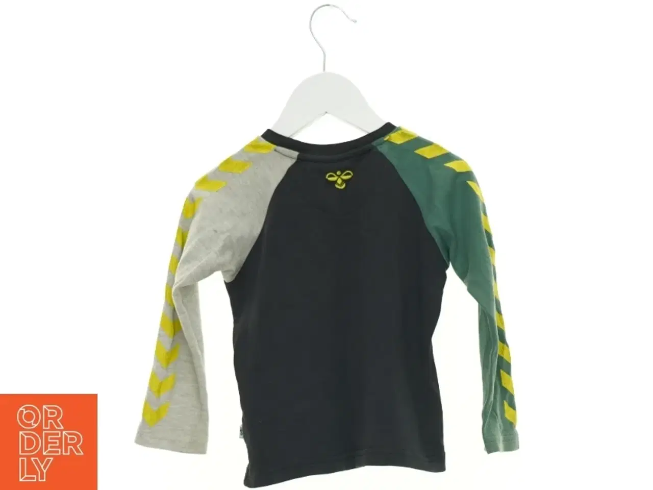 Billede 2 - Bluse fra Hummel (str. 92 cm)