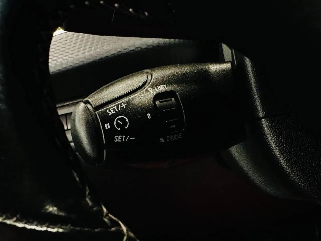 Billede 15 - Peugeot 208 1,5 BlueHDi 100 Allure Sky