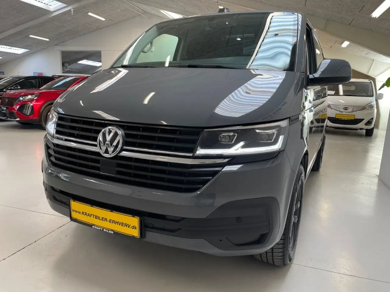 Billede 2 - VW Transporter 2,0 TDi 199 Kassevogn DSG 4Motion kort