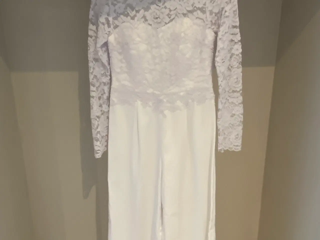 Billede 2 - Konfirmationsbuksedragt