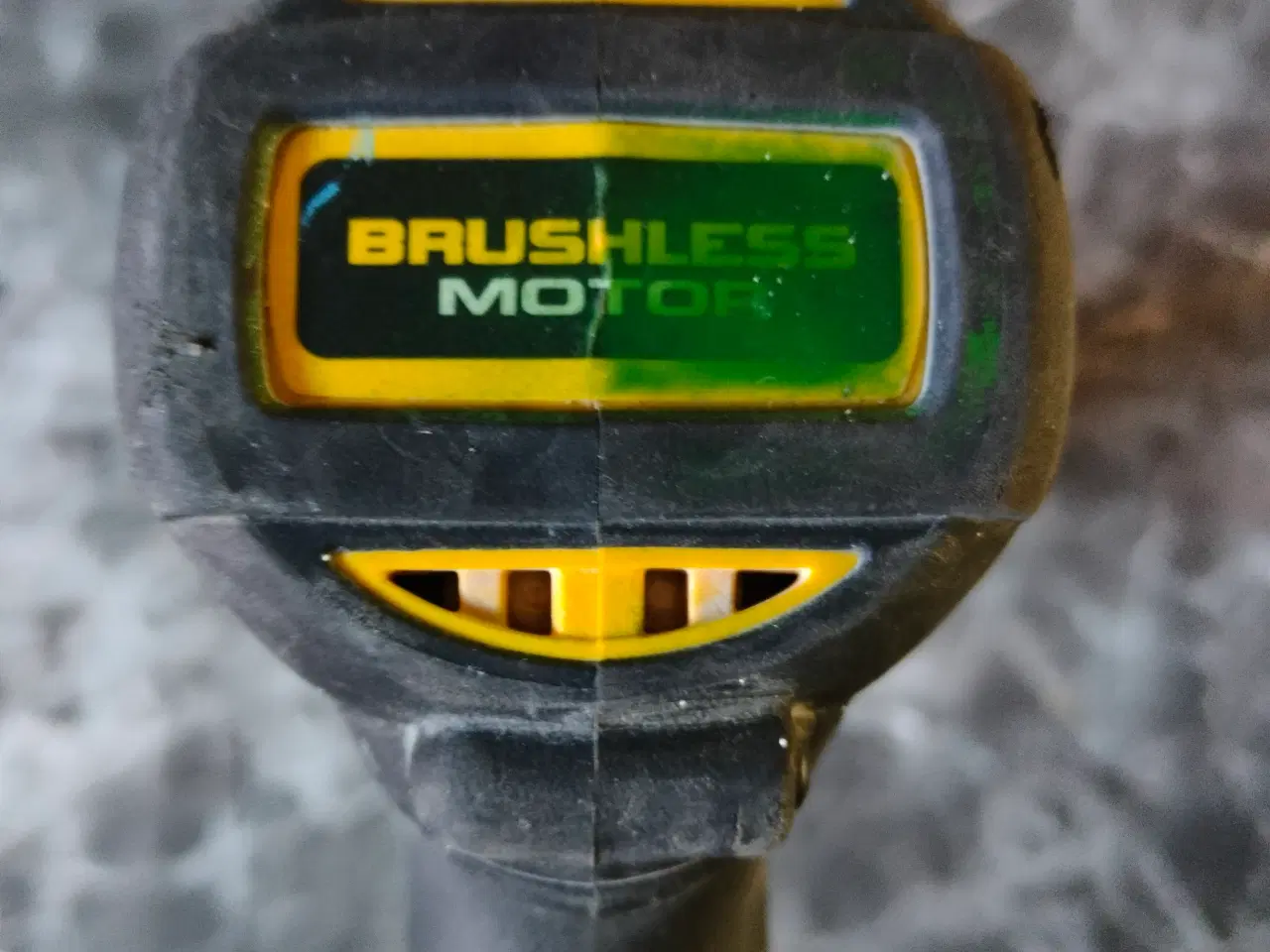 Billede 3 - DeWalt DCS335 XR 18V stiksav + 5Ah batteri – klar 
