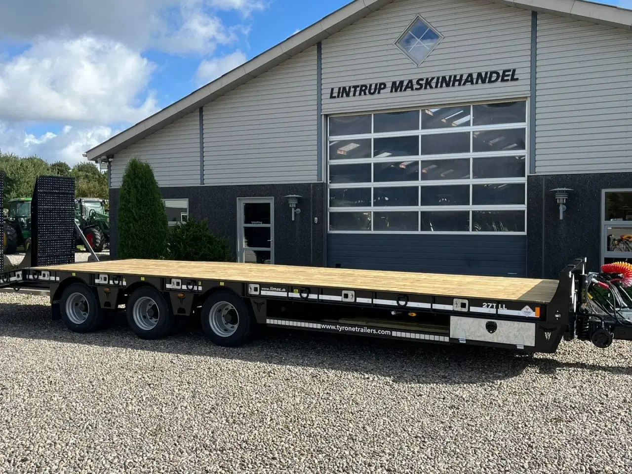 Billede 24 - Tyrone 27TLL LANG MODEL med forbredningsudstyr samt kombi bremser, både luft og hydrauliske bremser. Affjedret træk og affjedret aksler. Med hydrauliske ramper og værktøjskasse