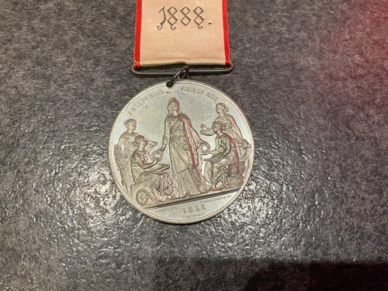 Billede 5 - Gammel sølv medalje