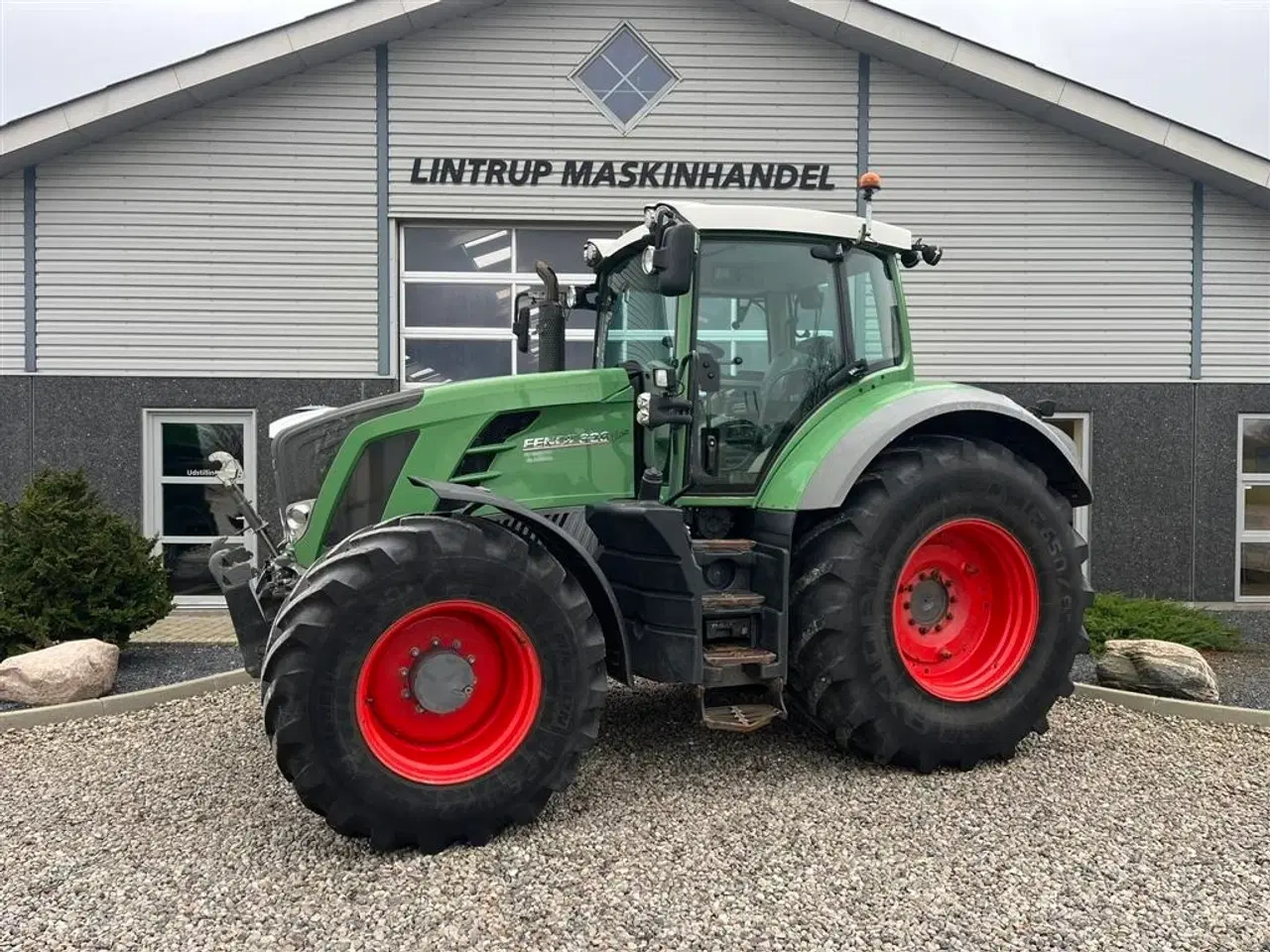 Billede 1 - Fendt 826 Vario Pæn godt udstyret traktor.