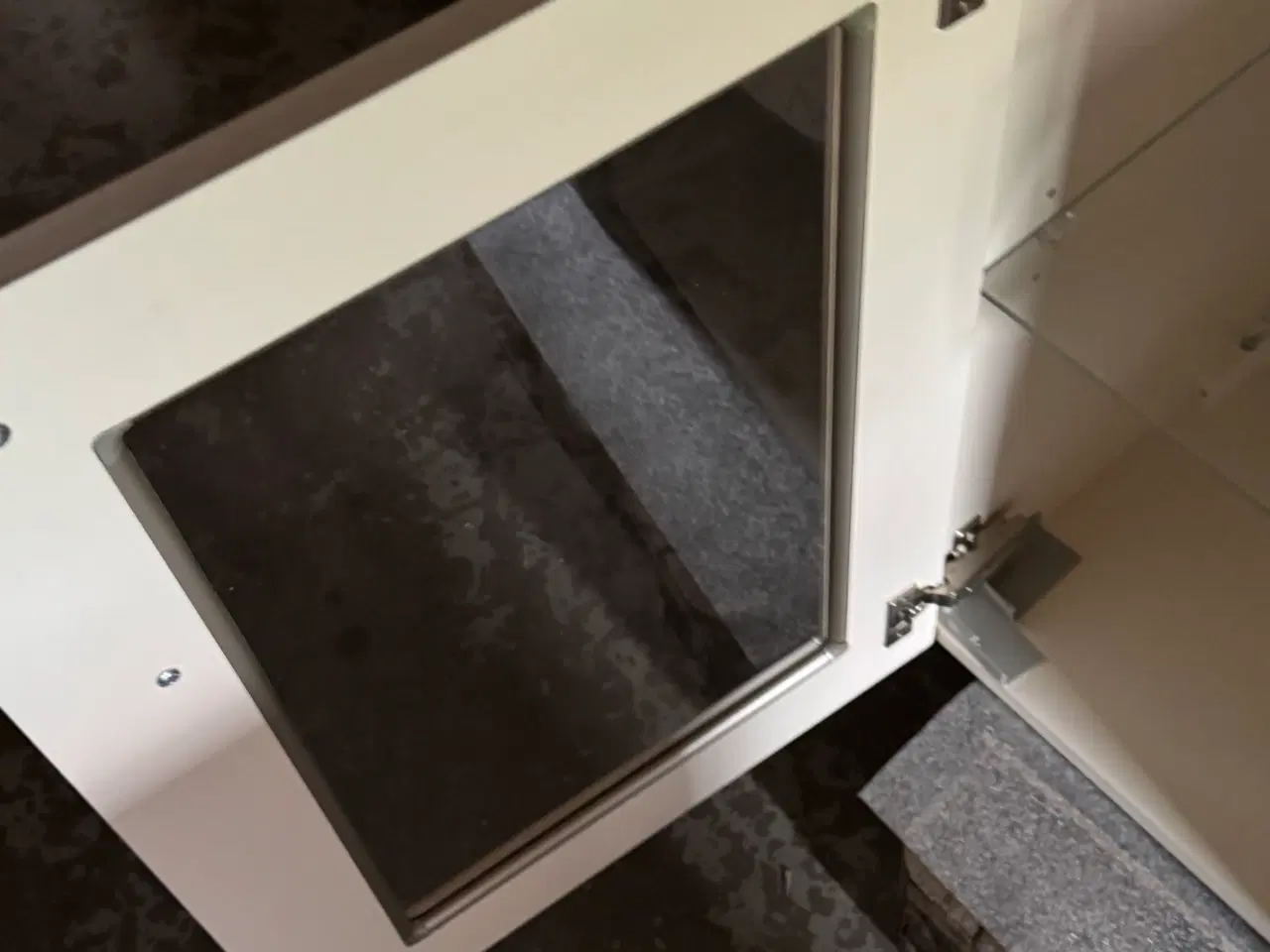 Billede 5 - vitrine skabe med klart glas 
