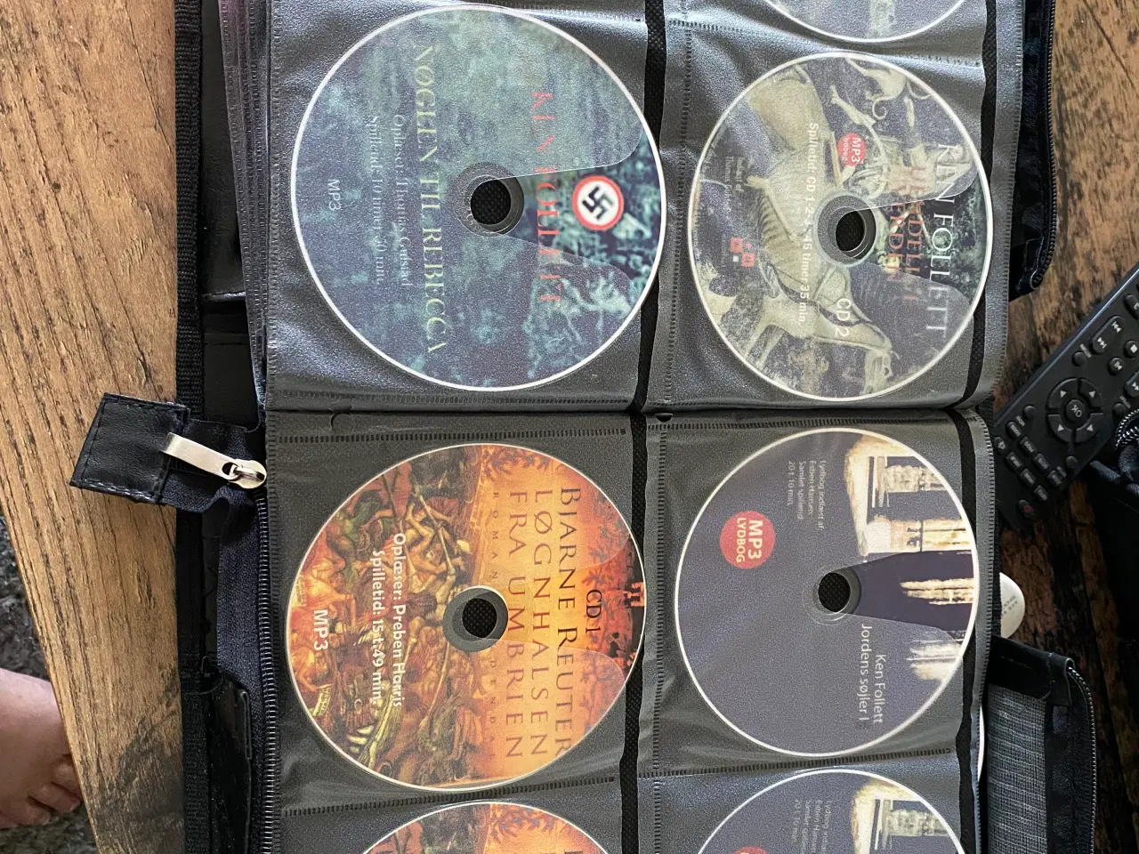 Billede 7 - Lydbøger en hel taske