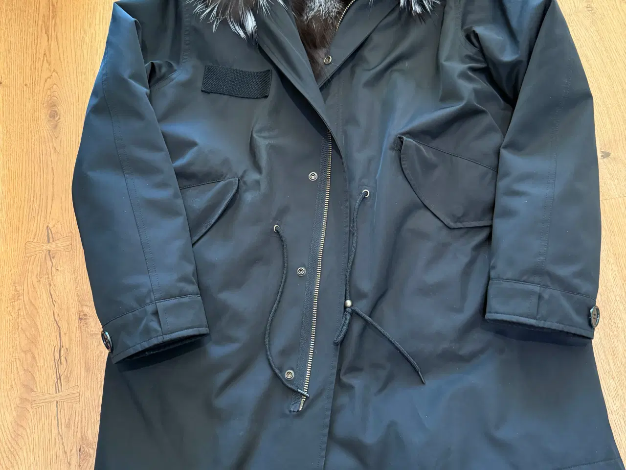 Billede 3 - Jakke med kanin foer