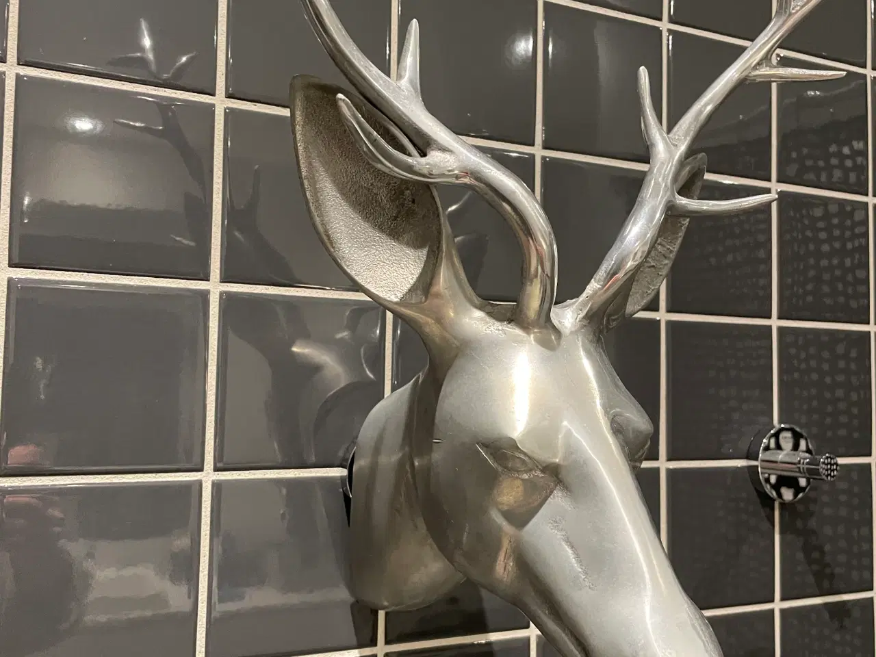 Billede 3 - Gevir hjort aluminium til ophæng