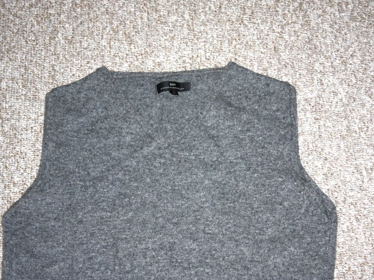 Billede 3 - Vest fra DAY Birger et Mikkelsen str. XL (L)