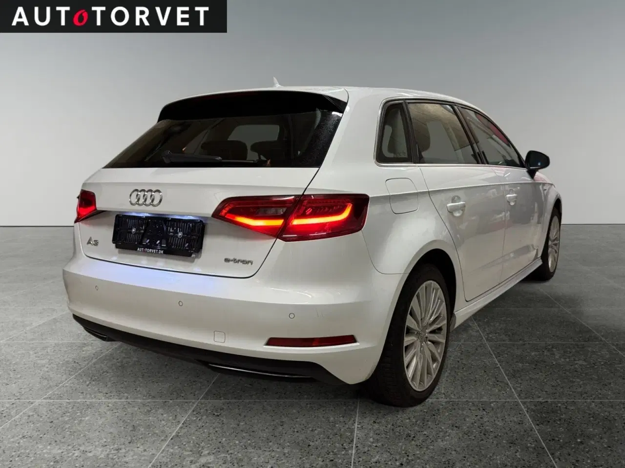Billede 3 - Audi A3 1,4 e-tron Ambiente Sportback S-tr.