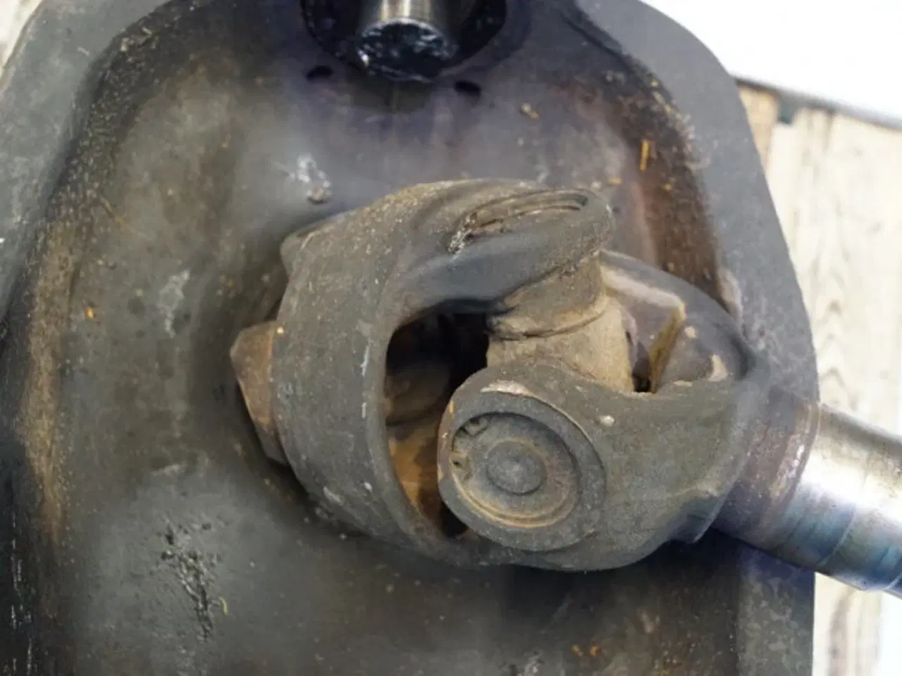 Billede 17 - Valtra T213 Foraksler L.H.