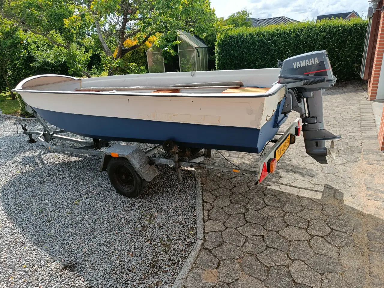 Billede 1 - Jolle, 14 fods limbo m. trailer og 8 hk motor