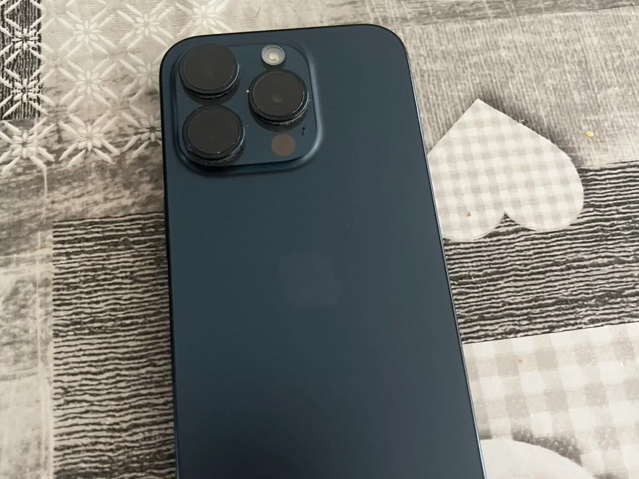 Billede 2 - iPhone 15 pro 128 GB