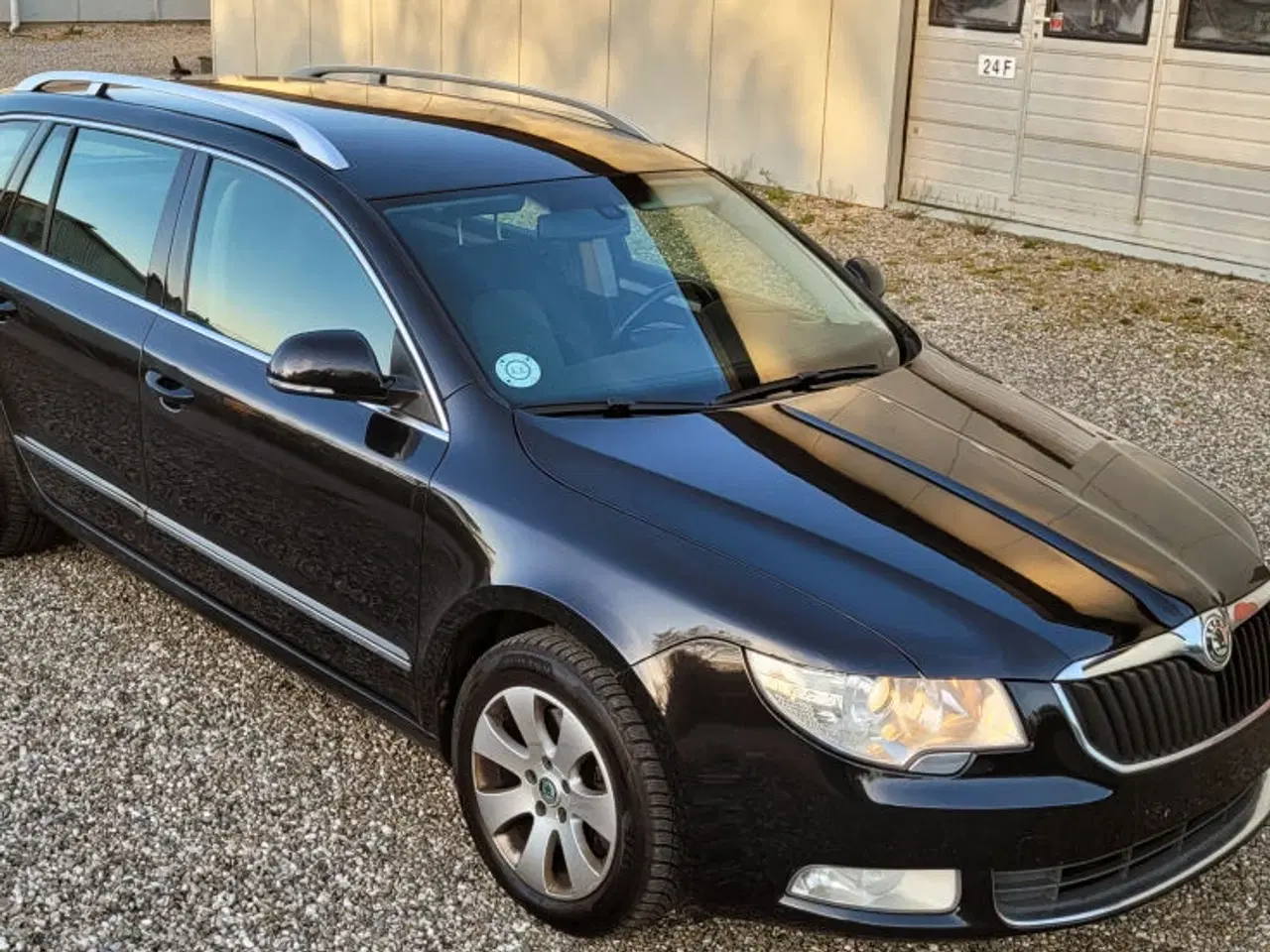 Billede 1 - Skoda Superb Combi 2.0 TDi (stationcar), Nysynet