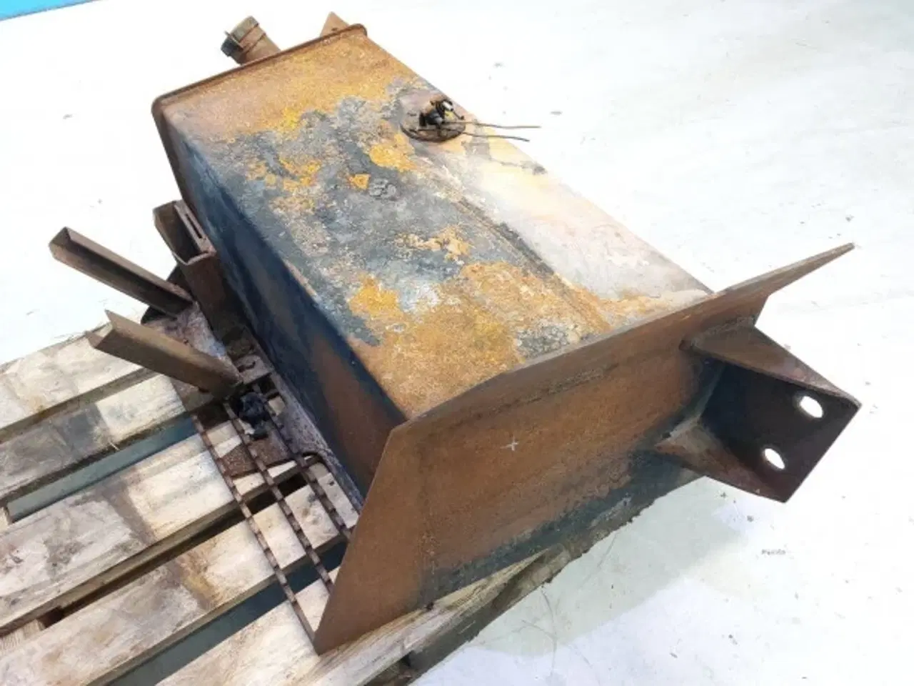 Billede 13 - Case 580 SLE Brændstoft Tank 231884A1
