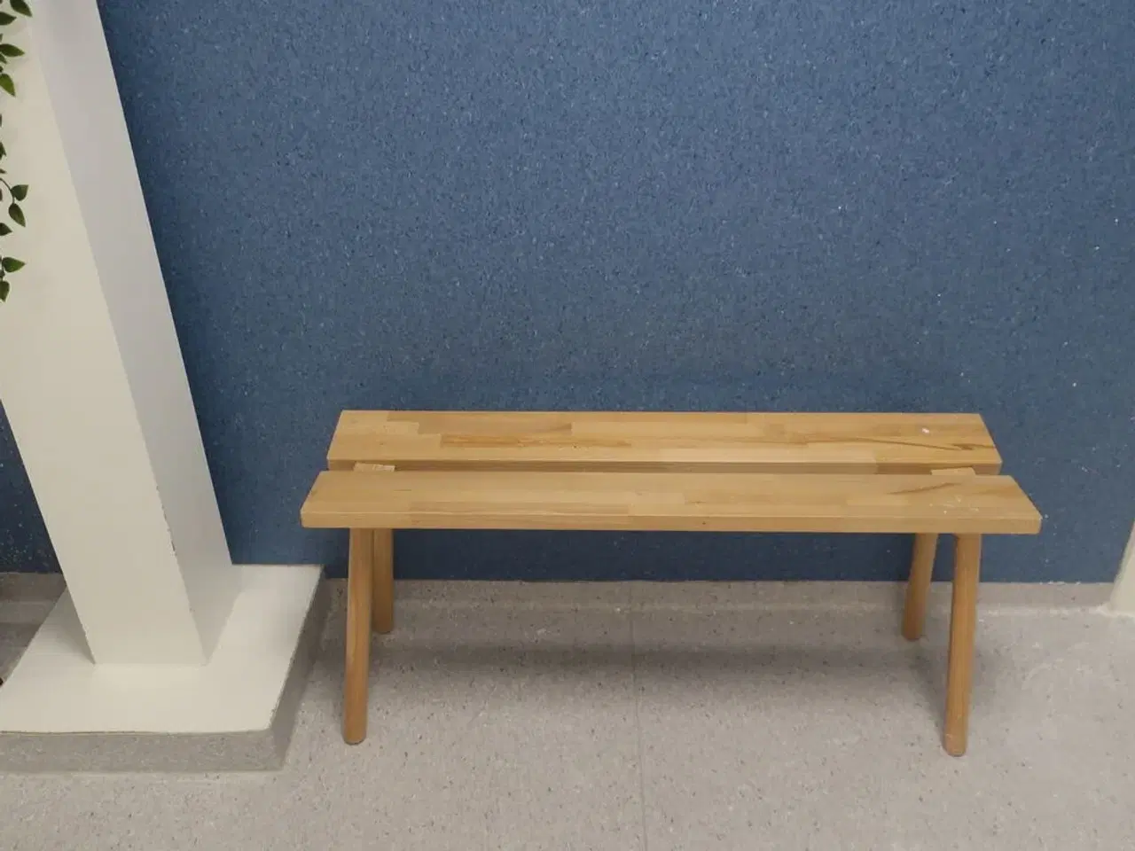 Billede 2 - Skammel / skraldespand / planter m.m.