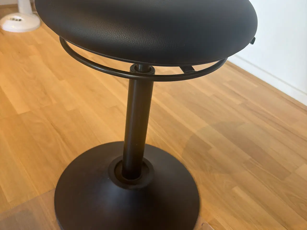 Billede 1 - Ergonomisk taburet