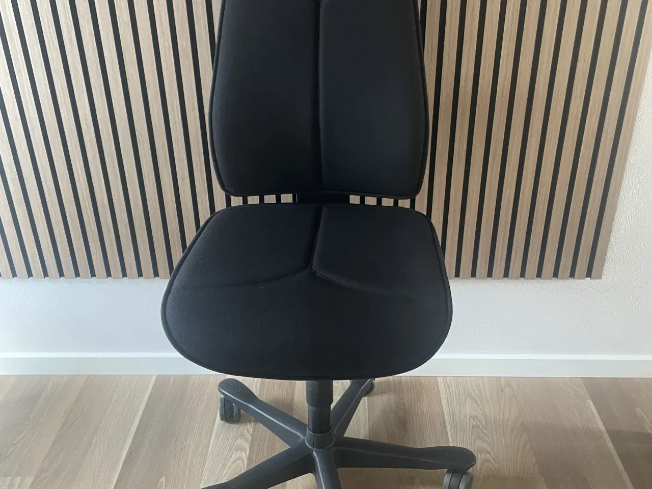 Billede 1 - Kinnarps 6240