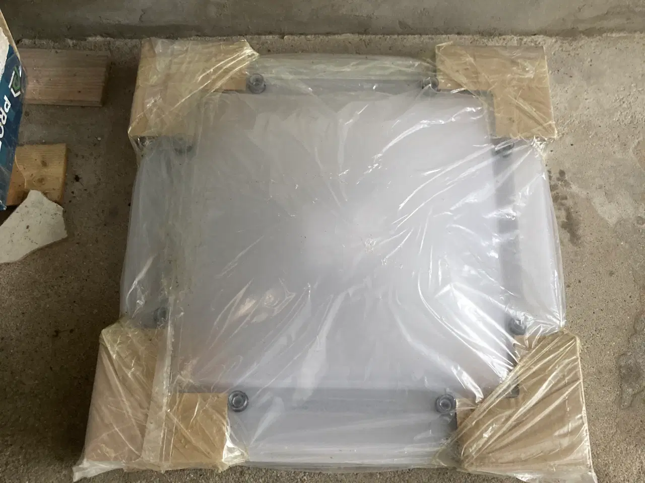 Billede 3 - 2 x ny ovenlyskuppler 60x60