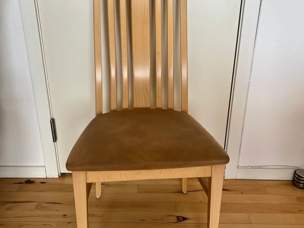 Billede 3 - 8 stk. ens spisebordsstole