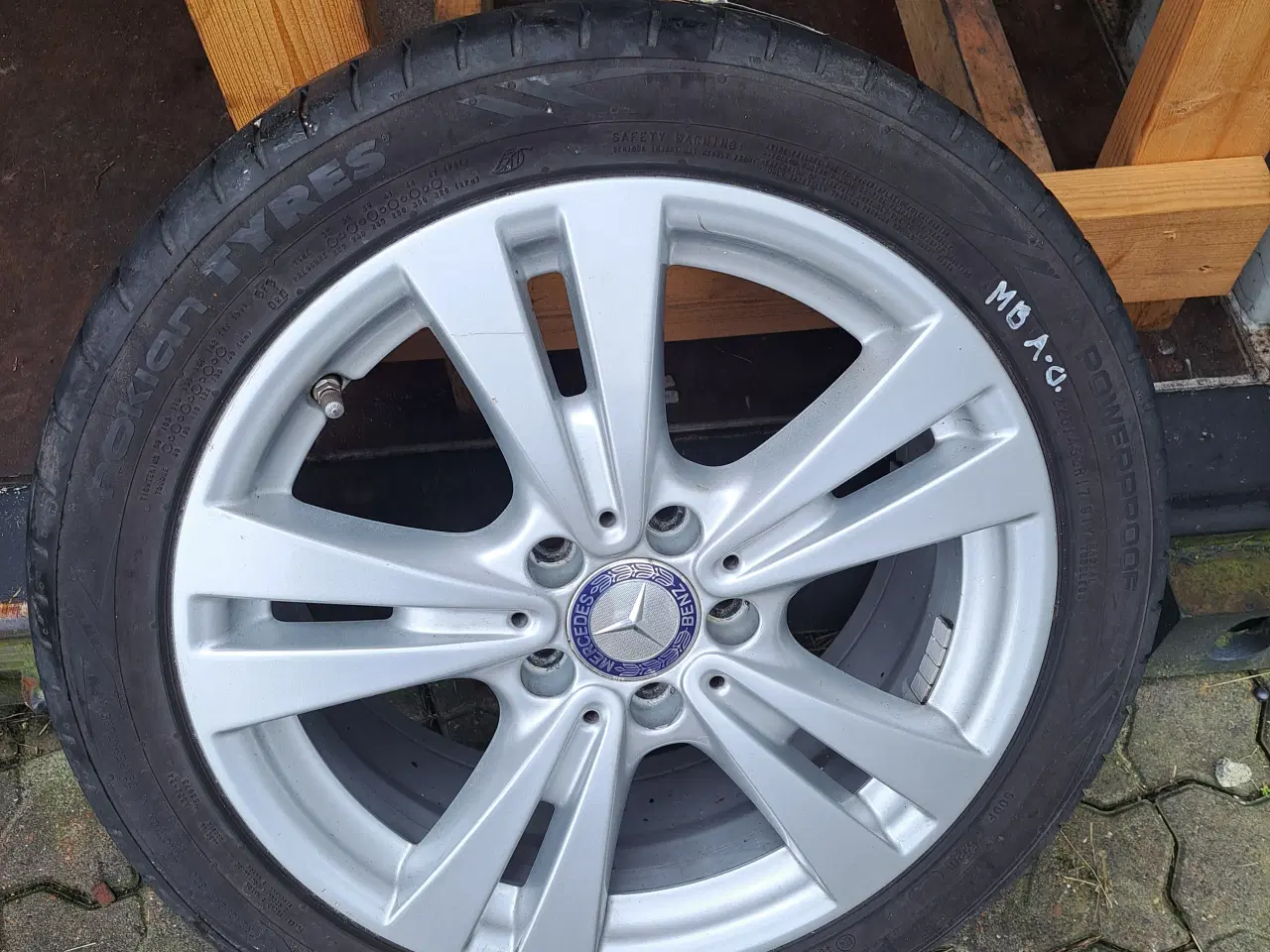 Billede 2 - 17" alufælge med sommerdæk til Mercedes A,B og C